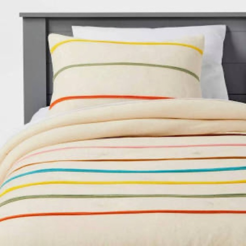 Pillowfort x Christian Robinson full/queen comforter and sheet sets x 2